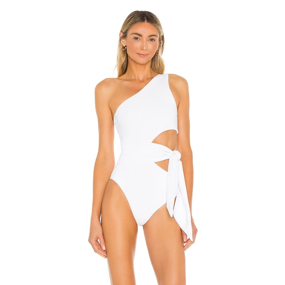 BEACH RIOT Carlie One Piece in White